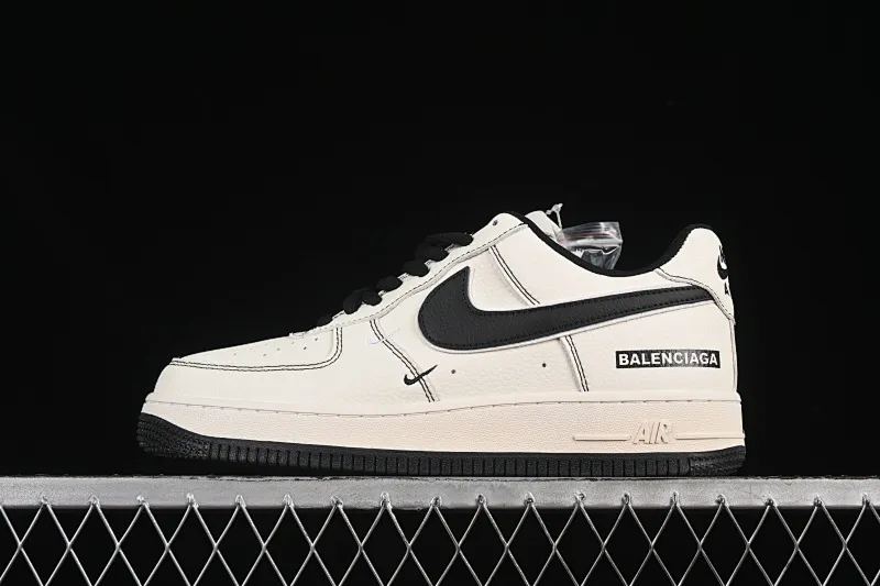 All categories Nk Air Force 1 Air Force series Nk Air Force 1 Low Air Force low top Balenciaga x Nike Air Force 1'07 Low joint three hook beige Air Force 1 low top casual shoes FR0538-090